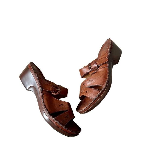 Ariat Leather Block Heel Peep Toe Brown Sandal Size 11B - Picture 1 of 11